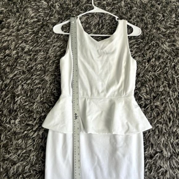 Banana Republic Women White Cocktail Dress Size 2 Business Workwear - Picture 2 of 10